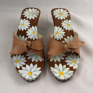 Anthropologie Mystique Hand Painted Daisy Sandals